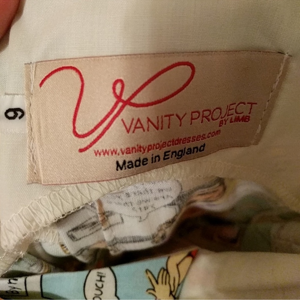 ModCloth Comic Strip Dress - Picture 4 of 4